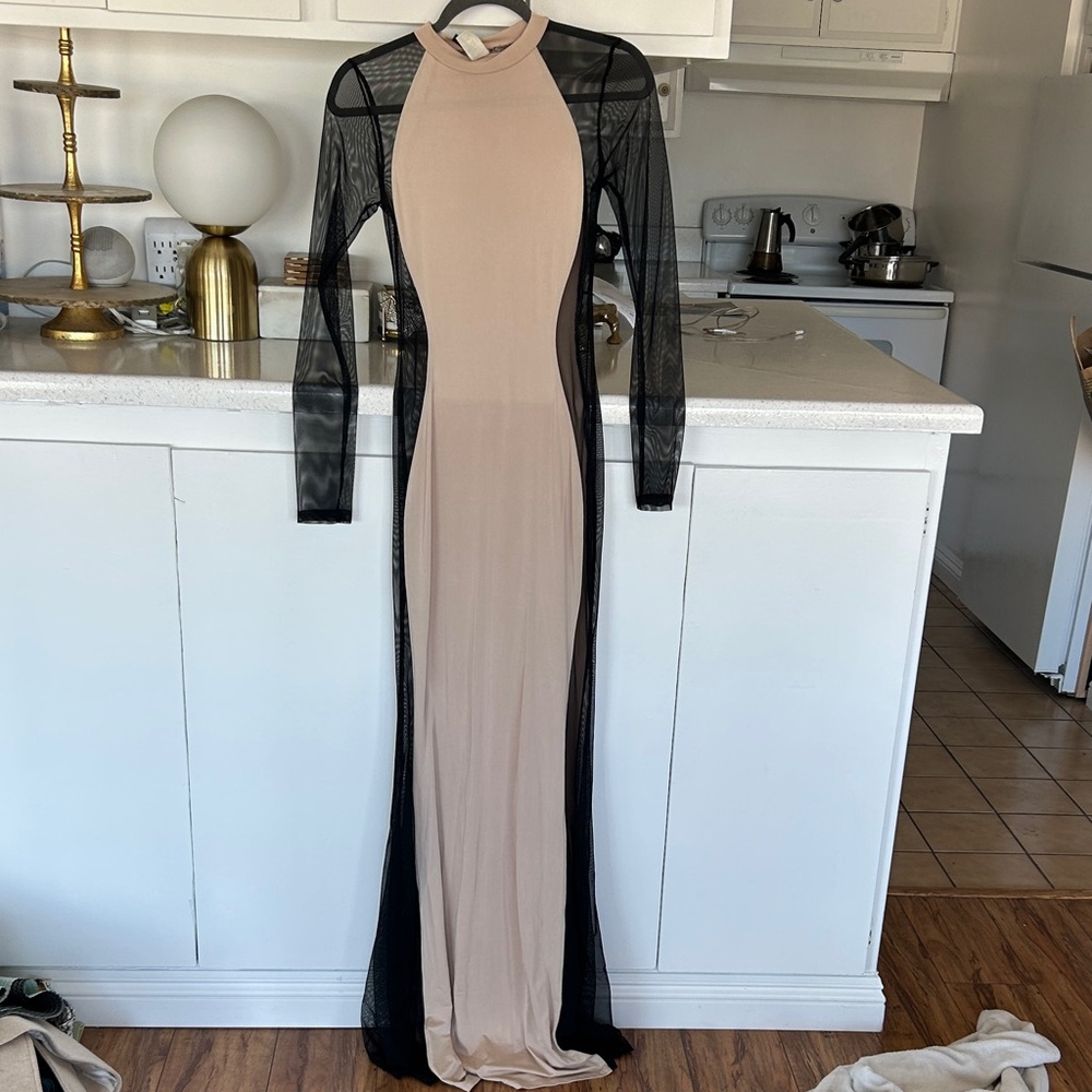 Elegant Black and Cream Long Sleeve Dress